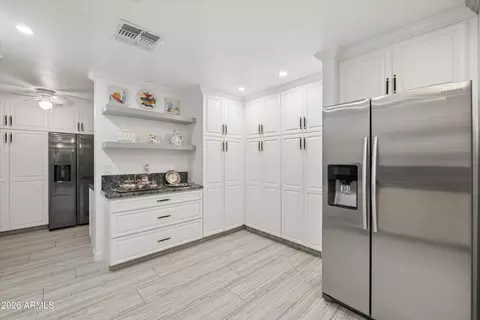 Kitchen - 5738 N 24th St, Phoenix, AZ 85016 photo 2 of 3