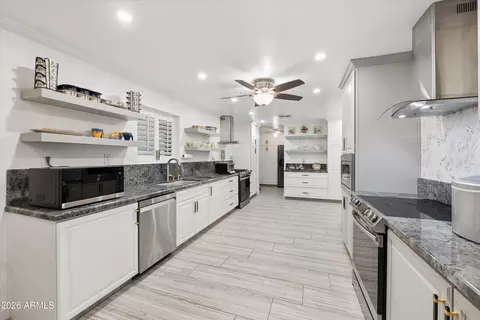 Kitchen - 5738 N 24th St, Phoenix, AZ 85016 photo 1 of 3
