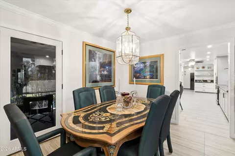 Dining - 5738 N 24th St, Phoenix, AZ 85016 photo 1 of 3