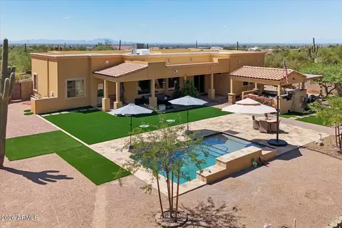 Exterior - 370 E Canyon St, Apache Junction, AZ 85119 photo 1 of 5