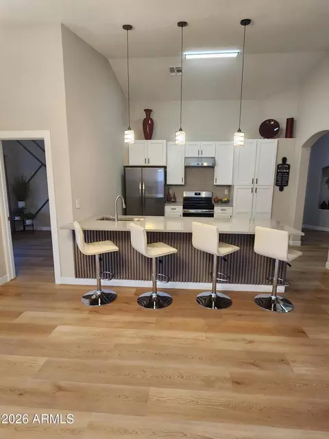8930 W Custer Ln, Peoria, AZ 85381