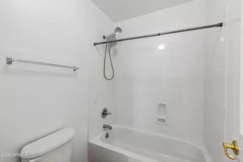 Bath - 7538 E Kael Cir, Mesa, AZ 85207 photo 6 of 6