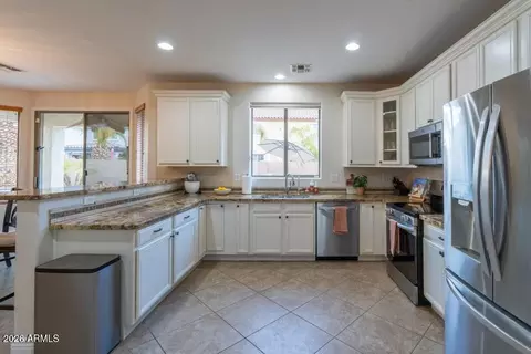 Kitchen - 3538 E Tonto Dr, Gilbert, AZ 85298 photo 1 of 3
