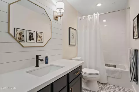 Bath - 2697 E James St, Gilbert, AZ 85296 photo 2 of 4