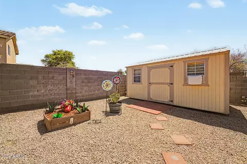 Exterior - 9255 Ellis St, Mesa, AZ 85207 photo 5 of 6