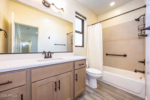 Bath - 6345 E Red Oak Cir, Hereford, AZ 85615 photo 7 of 7