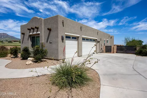 Exterior - 6345 E Red Oak Cir, Hereford, AZ 85615 photo 4 of 7