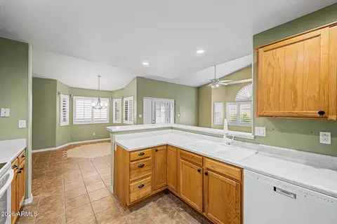 Kitchen - 5830 E Mckellips Rd #91, Mesa, AZ 85215 photo 3 of 4