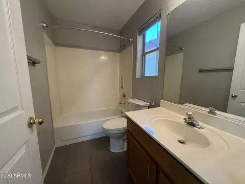 Bath - 663 W Nopal Ave, Mesa, AZ 85210 photo 2 of 2