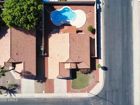 View/Area - 663 W Nopal Ave, Mesa, AZ 85210 photo 3 of 4