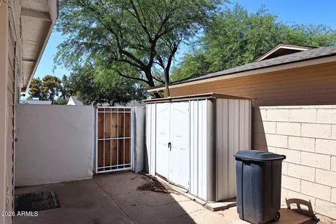 Exterior - 6151 N 9th Ave, Phoenix, AZ 85013 photo 8 of 8