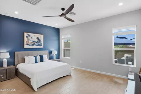 Bedroom - 6035 E Quail Ave, Phoenix, AZ 85054 photo 2 of 5