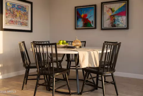Dining - 6035 E Quail Ave, Phoenix, AZ 85054 photo 1 of 1