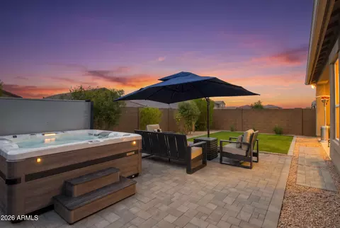 Exterior - 6035 E Quail Ave, Phoenix, AZ 85054 photo 3 of 10