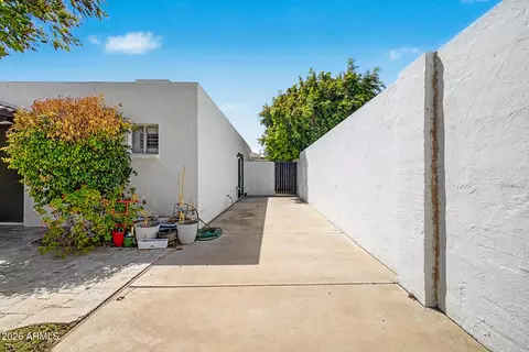 Exterior - 2068 E Cairo Dr, Tempe, AZ 85282 photo 10 of 11