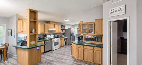 5470 E Roberts Dr, Globe, AZ 85501 photo 2