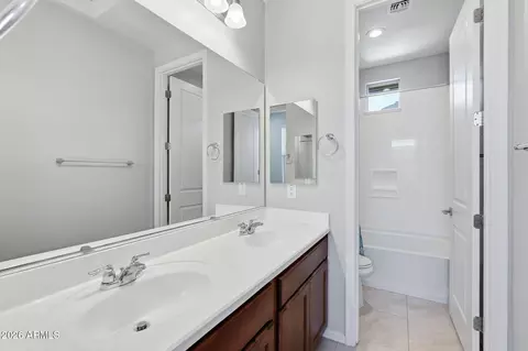 Bath - 4350 E Jesse St, Gilbert, AZ 85295 photo 4 of 5