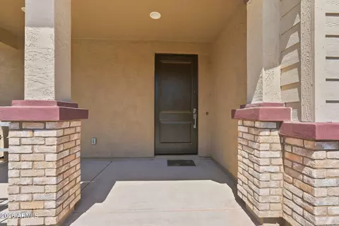 Exterior - 4350 E Jesse St, Gilbert, AZ 85295 photo 5 of 12