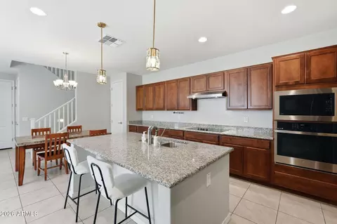 Kitchen - 4350 E Jesse St, Gilbert, AZ 85295 photo 3 of 5