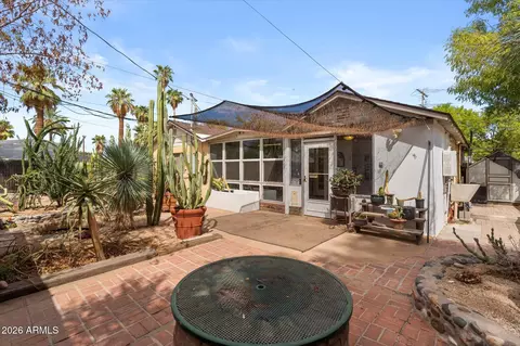 Exterior - 1833 E Roma Ave, Phoenix, AZ 85016 photo 5 of 7