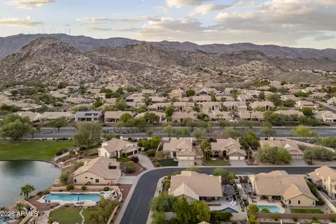 View/Area - 1832 E Windmere Dr, Phoenix, AZ 85048 photo 1 of 6