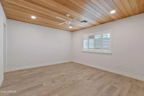Bedroom - 4010 E Coolidge St, Phoenix, AZ 85018 photo 3 of 4