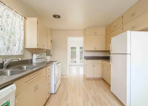Kitchen - 1203 W Orange Dr, Phoenix, AZ 85013 photo 2 of 3