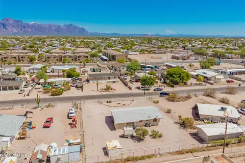 View/Area - 650 S Cornwall Dr, Apache Junction, AZ 85120 photo 1 of 6