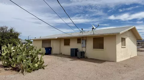 Exterior - 650 S Cornwall Dr, Apache Junction, AZ 85120 photo 1 of 1