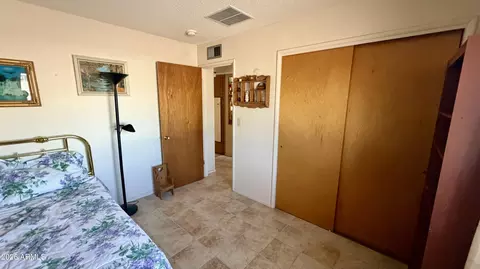 Bedroom - 650 S Cornwall Dr, Apache Junction, AZ 85120 photo 4 of 4