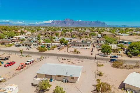 View/Area - 650 S Cornwall Dr, Apache Junction, AZ 85120 photo 2 of 6