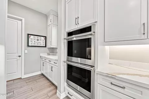 Entry Way - 3409 E Cashman Dr, Phoenix, AZ 85050 photo 1 of 4
