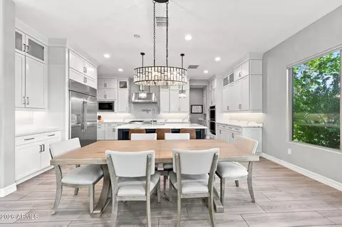 Dining - 3409 E Cashman Dr, Phoenix, AZ 85050 photo 1 of 3