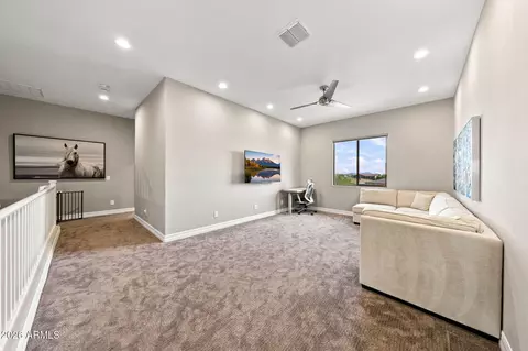 Entry Way - 3409 E Cashman Dr, Phoenix, AZ 85050 photo 3 of 4