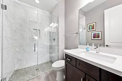 Bath - 3409 E Cashman Dr, Phoenix, AZ 85050 photo 1 of 5