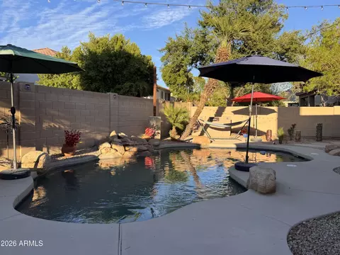 Exterior - 320 W Leah Ave, Gilbert, AZ 85233 photo 4 of 10