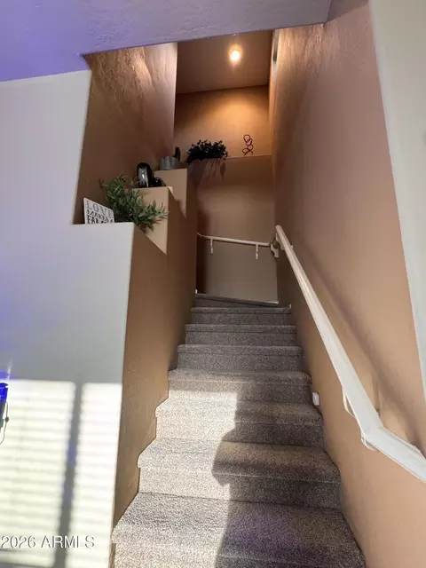 Entry Way - 320 W Leah Ave, Gilbert, AZ 85233 photo 3 of 4