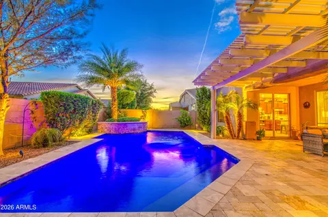 Exterior - 2471 E Crescent Way, Gilbert, AZ 85298 photo 8 of 10
