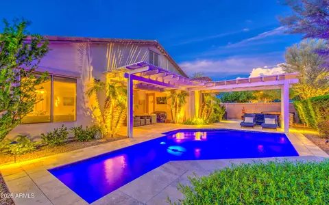 Exterior - 2471 E Crescent Way, Gilbert, AZ 85298 photo 9 of 10