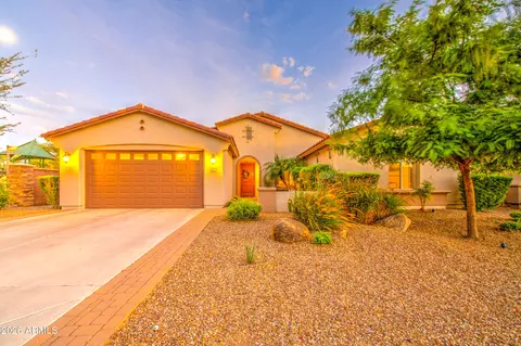 Exterior - 2471 E Crescent Way, Gilbert, AZ 85298 photo 6 of 10