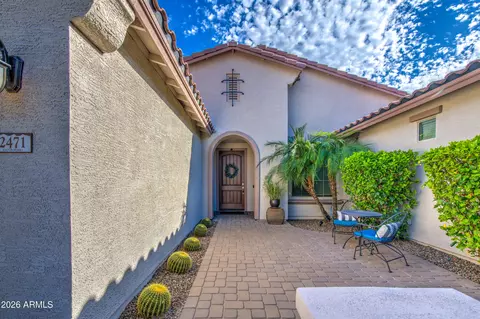 Exterior - 2471 E Crescent Way, Gilbert, AZ 85298 photo 2 of 10