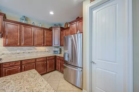 Kitchen - 2471 E Crescent Way, Gilbert, AZ 85298 photo 5 of 5