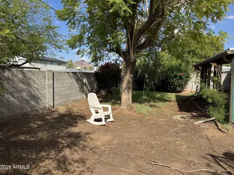 Exterior - 3516 E Amelia Ave, Phoenix, AZ 85018 photo 7 of 8