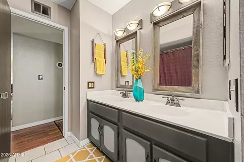 Bath - 3451 Edgewood Ave, Mesa, AZ 85204 photo 3 of 4