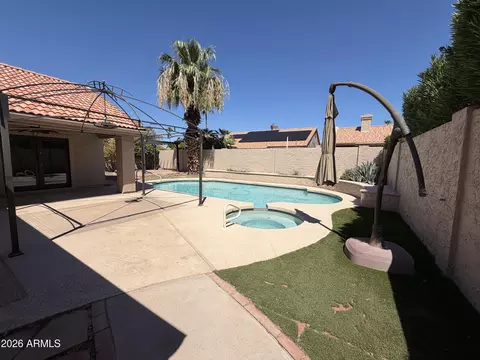 Exterior - 3906 E Amberwood Dr, Phoenix, AZ 85048 photo 3 of 6