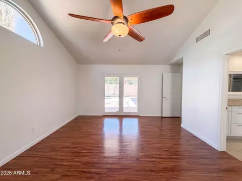 Living - 3906 E Amberwood Dr, Phoenix, AZ 85048 photo 5 of 6