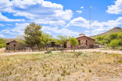 Exterior - 7101 E White Pacheco St, Willcox, AZ 85643 photo 1 of 36