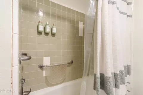 Bath - 7101 E White Pacheco St, Willcox, AZ 85643 photo 3 of 6