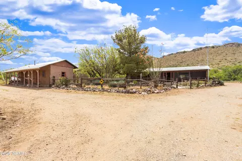 Exterior - 7101 E White Pacheco St, Willcox, AZ 85643 photo 33 of 36