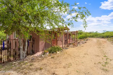 Exterior - 7101 E White Pacheco St, Willcox, AZ 85643 photo 30 of 36